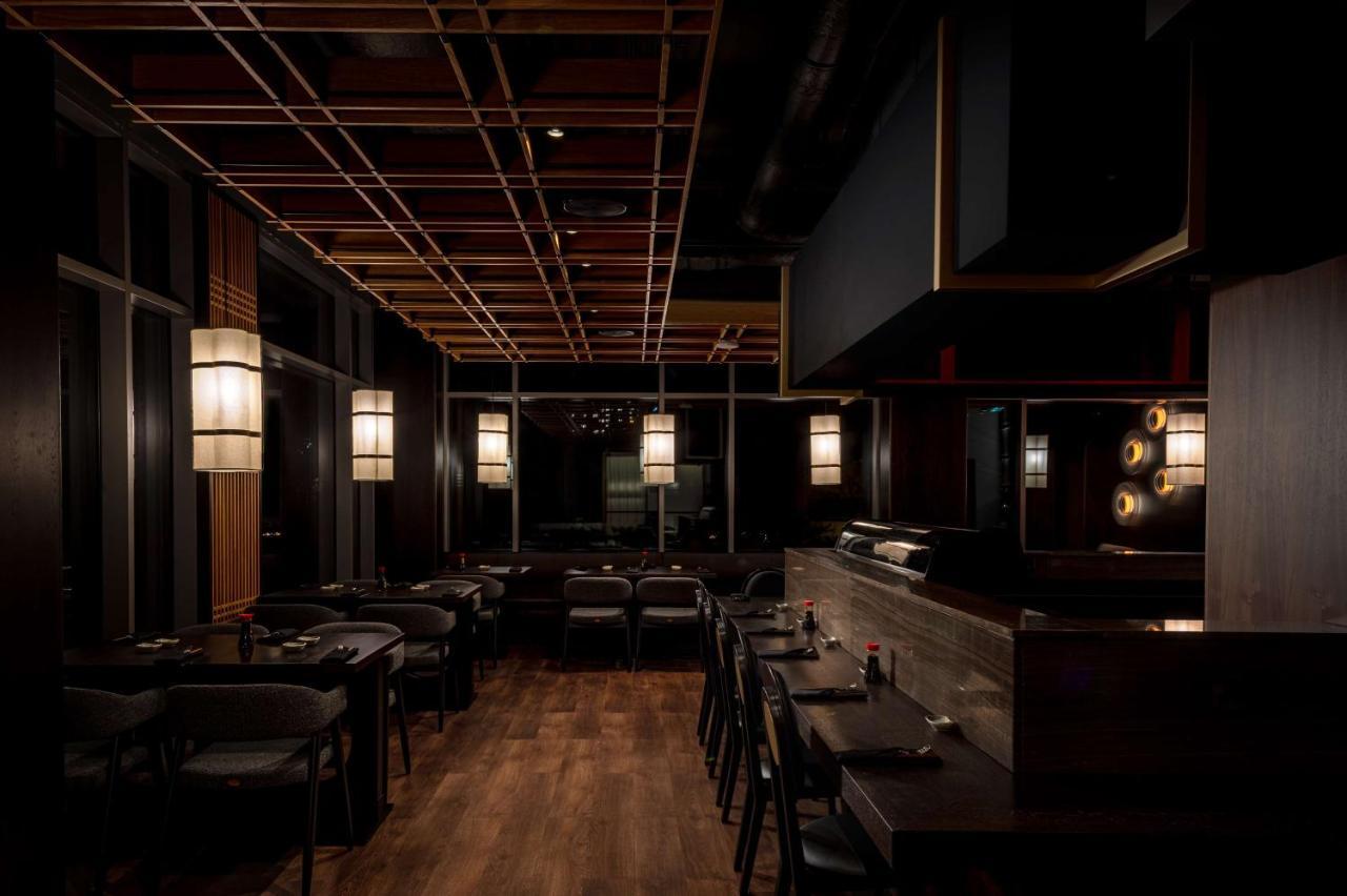 Radisson Blu Hotel, Cluj エクステリア 写真 Interior of a restaurant in Tokyo